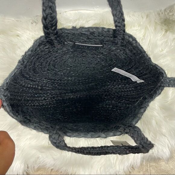 Wicker Tropical Palm Tree round bag black with hand & shoulder handle st… - Picture 5 of 5